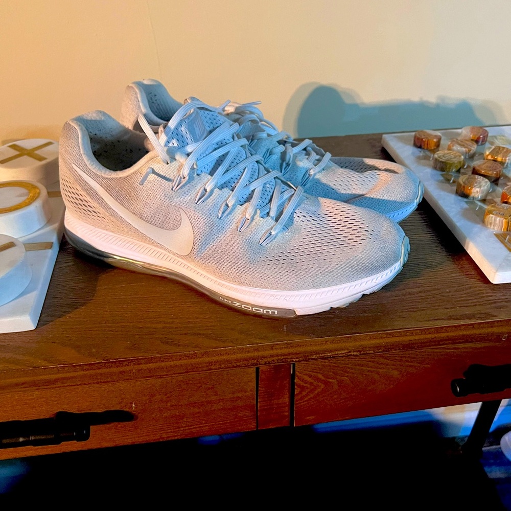 Mens Nike Running Shoes size 12